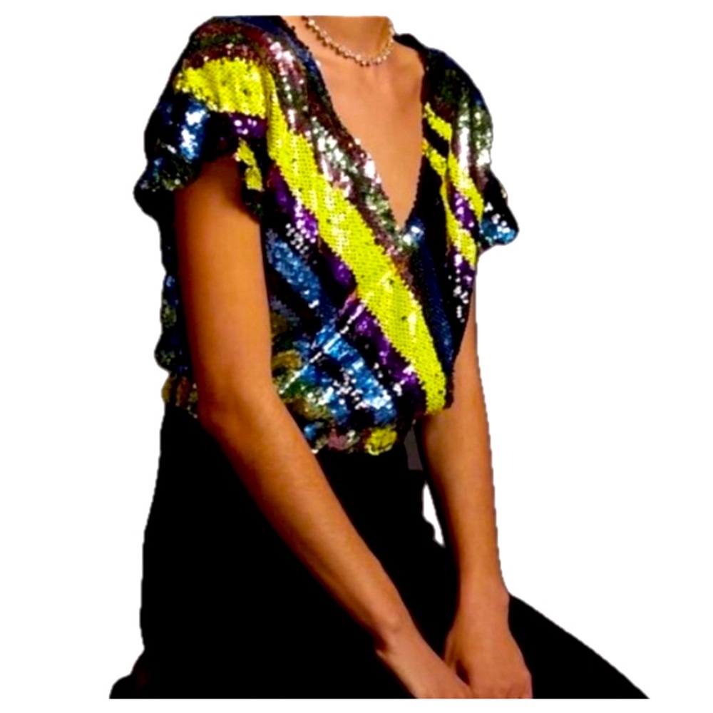 NWT Anthropologie Multicolor Sequin V-Neck Crop Top - Picture 2 of 8